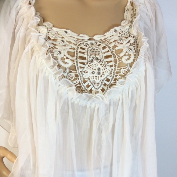 White Sheer Tiered Blouse - Picture 6 of 7